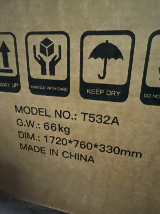 6 Treadmills - Pallet - T532A