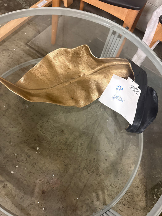 LW GOLD LEAF DECOR