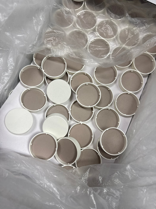 100: Qube Cap White PL000FJZ