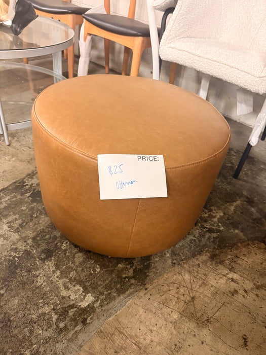 LW OTTOMAN