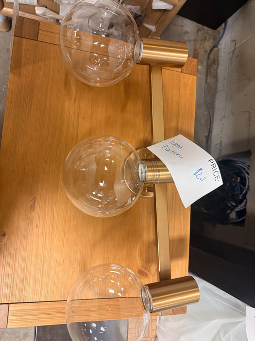 LW 3 GLOBE LIGHT FIXTURE