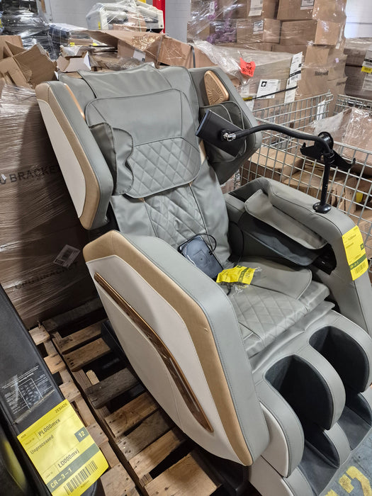 332: Massage chair PL000MW4