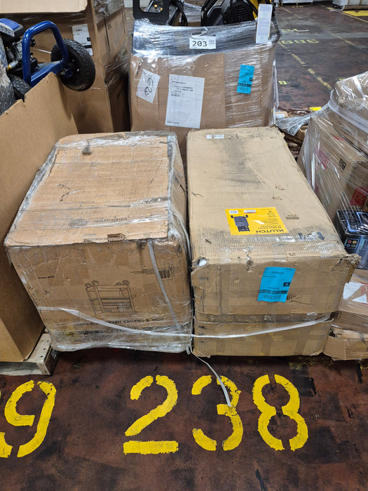 238: Air compressor and tool box PL000D4H