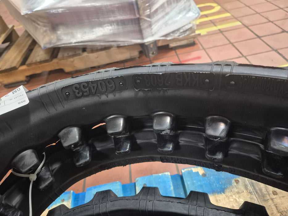112: Equipment Rubber Tracks PL000QYJ